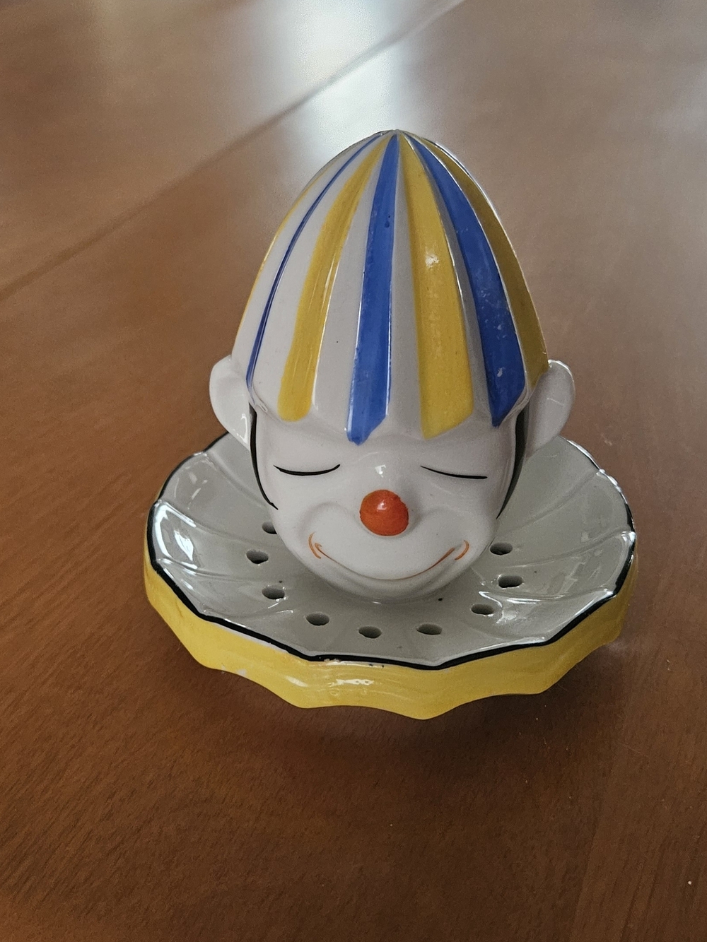 EUC Vintage Art Deco Ceramic Clown Citrus Juicer Reamer - Made in Japan 30s 40s